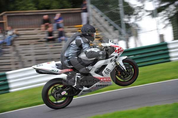 Motorcycle action photographs;cadwell;cadwell park photographs;event digital images;eventdigitalimages;motor racing louth lincolnshire;no limits trackday;peter wileman photography;trackday;trackday digital images;trackday photos