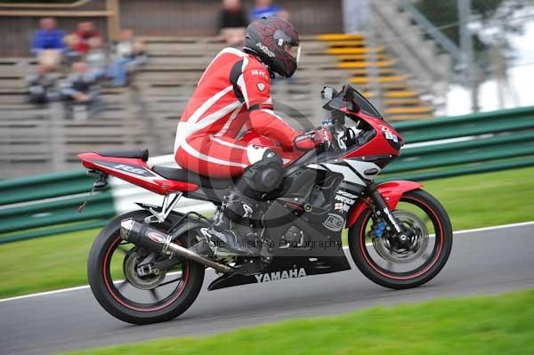 Motorcycle action photographs;cadwell;cadwell park photographs;event digital images;eventdigitalimages;motor racing louth lincolnshire;no limits trackday;peter wileman photography;trackday;trackday digital images;trackday photos