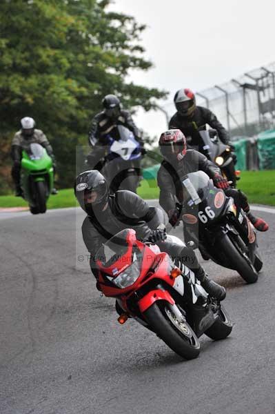 Motorcycle action photographs;cadwell;cadwell park photographs;event digital images;eventdigitalimages;motor racing louth lincolnshire;no limits trackday;peter wileman photography;trackday;trackday digital images;trackday photos