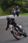 Motorcycle-action-photographs;cadwell;cadwell-park-photographs;event-digital-images;eventdigitalimages;motor-racing-louth-lincolnshire;no-limits-trackday;peter-wileman-photography;trackday;trackday-digital-images;trackday-photos