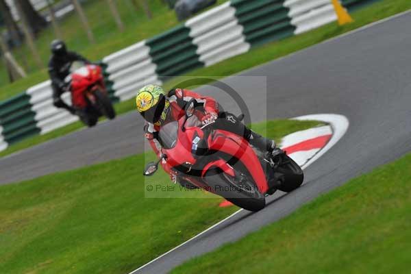 Motorcycle action photographs;cadwell;cadwell park photographs;event digital images;eventdigitalimages;motor racing louth lincolnshire;no limits trackday;peter wileman photography;trackday;trackday digital images;trackday photos