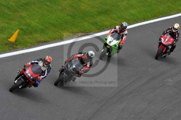 Motorcycle action photographs;cadwell;cadwell park photographs;event digital images;eventdigitalimages;motor racing louth lincolnshire;no limits trackday;peter wileman photography;trackday;trackday digital images;trackday photos