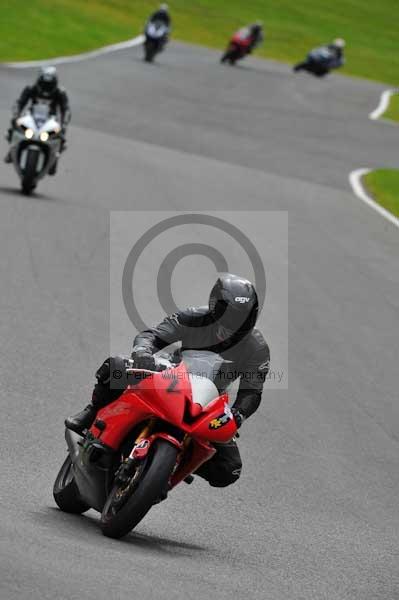 Motorcycle action photographs;cadwell;cadwell park photographs;event digital images;eventdigitalimages;motor racing louth lincolnshire;no limits trackday;peter wileman photography;trackday;trackday digital images;trackday photos