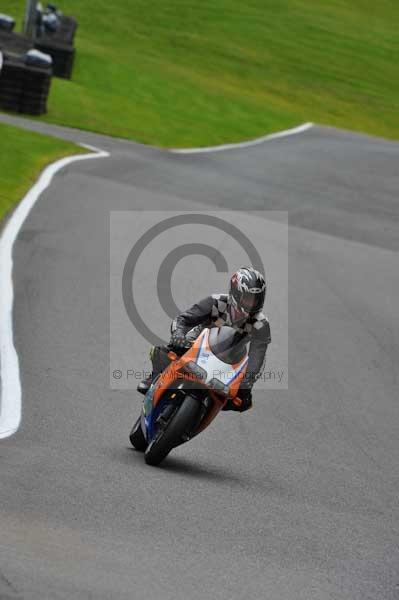 Motorcycle action photographs;cadwell;cadwell park photographs;event digital images;eventdigitalimages;motor racing louth lincolnshire;no limits trackday;peter wileman photography;trackday;trackday digital images;trackday photos