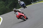 Motorcycle-action-photographs;cadwell;cadwell-park-photographs;event-digital-images;eventdigitalimages;motor-racing-louth-lincolnshire;no-limits-trackday;peter-wileman-photography;trackday;trackday-digital-images;trackday-photos