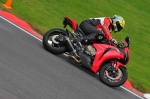 Motorcycle-action-photographs;cadwell;cadwell-park-photographs;event-digital-images;eventdigitalimages;motor-racing-louth-lincolnshire;no-limits-trackday;peter-wileman-photography;trackday;trackday-digital-images;trackday-photos