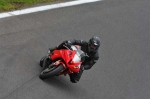 Motorcycle-action-photographs;cadwell;cadwell-park-photographs;event-digital-images;eventdigitalimages;motor-racing-louth-lincolnshire;no-limits-trackday;peter-wileman-photography;trackday;trackday-digital-images;trackday-photos