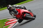 Motorcycle-action-photographs;cadwell;cadwell-park-photographs;event-digital-images;eventdigitalimages;motor-racing-louth-lincolnshire;no-limits-trackday;peter-wileman-photography;trackday;trackday-digital-images;trackday-photos