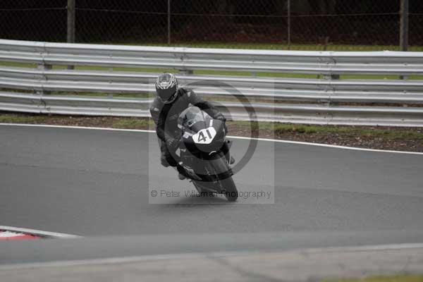 Motorcycle action photographs;event digital images;eventdigitalimages;no limits trackday;oulton park;oulton park circuit cheshire;oulton park photographs;peter wileman photography;trackday;trackday digital images;trackday photos