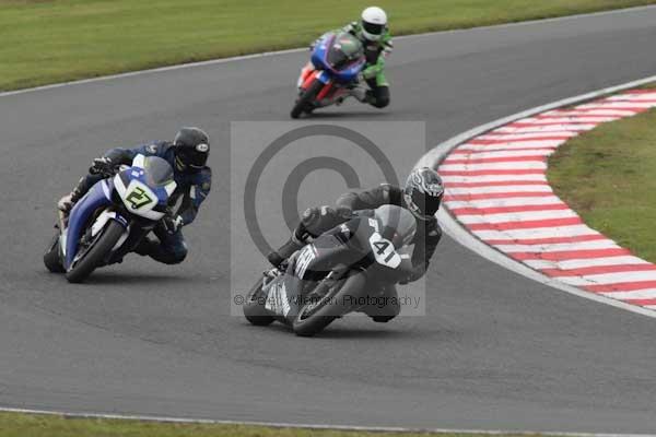 Motorcycle action photographs;event digital images;eventdigitalimages;no limits trackday;oulton park;oulton park circuit cheshire;oulton park photographs;peter wileman photography;trackday;trackday digital images;trackday photos