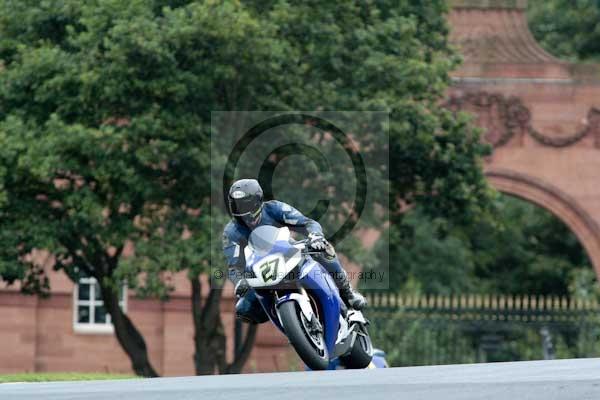 Motorcycle action photographs;event digital images;eventdigitalimages;no limits trackday;oulton park;oulton park circuit cheshire;oulton park photographs;peter wileman photography;trackday;trackday digital images;trackday photos