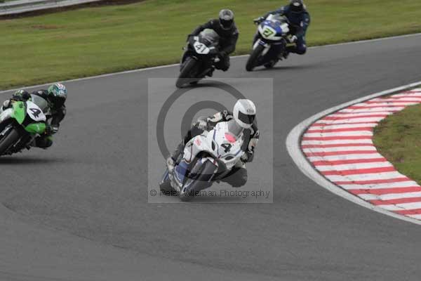 Motorcycle action photographs;event digital images;eventdigitalimages;no limits trackday;oulton park;oulton park circuit cheshire;oulton park photographs;peter wileman photography;trackday;trackday digital images;trackday photos