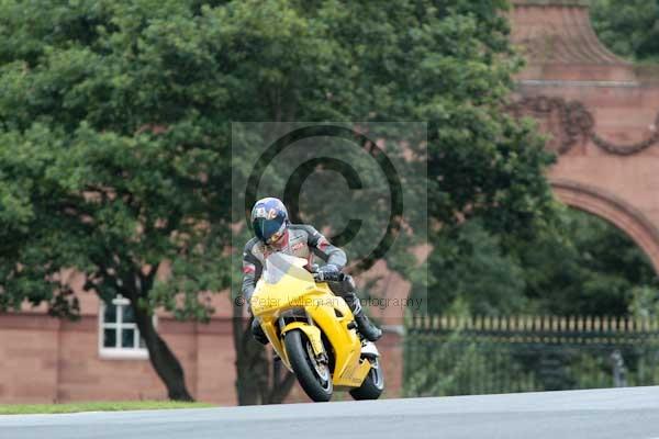 Motorcycle action photographs;event digital images;eventdigitalimages;no limits trackday;oulton park;oulton park circuit cheshire;oulton park photographs;peter wileman photography;trackday;trackday digital images;trackday photos