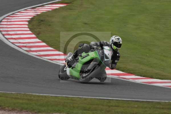 Motorcycle action photographs;event digital images;eventdigitalimages;no limits trackday;oulton park;oulton park circuit cheshire;oulton park photographs;peter wileman photography;trackday;trackday digital images;trackday photos