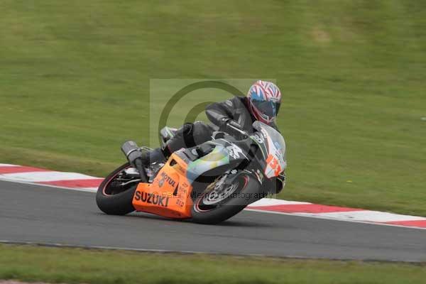 Motorcycle action photographs;event digital images;eventdigitalimages;no limits trackday;oulton park;oulton park circuit cheshire;oulton park photographs;peter wileman photography;trackday;trackday digital images;trackday photos