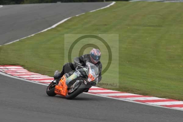 Motorcycle action photographs;event digital images;eventdigitalimages;no limits trackday;oulton park;oulton park circuit cheshire;oulton park photographs;peter wileman photography;trackday;trackday digital images;trackday photos