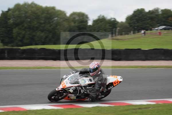 Motorcycle action photographs;event digital images;eventdigitalimages;no limits trackday;oulton park;oulton park circuit cheshire;oulton park photographs;peter wileman photography;trackday;trackday digital images;trackday photos