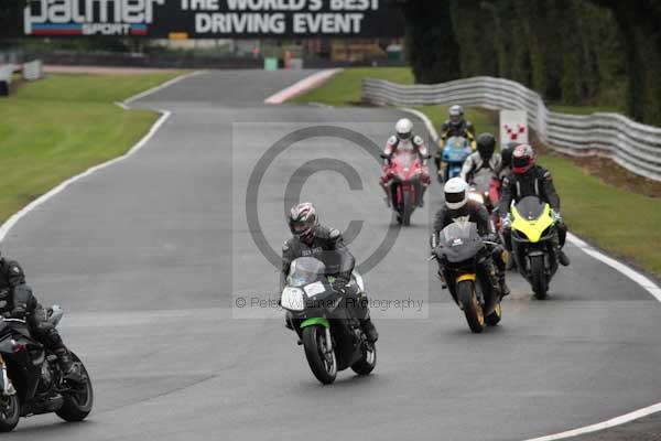 Motorcycle action photographs;event digital images;eventdigitalimages;no limits trackday;oulton park;oulton park circuit cheshire;oulton park photographs;peter wileman photography;trackday;trackday digital images;trackday photos