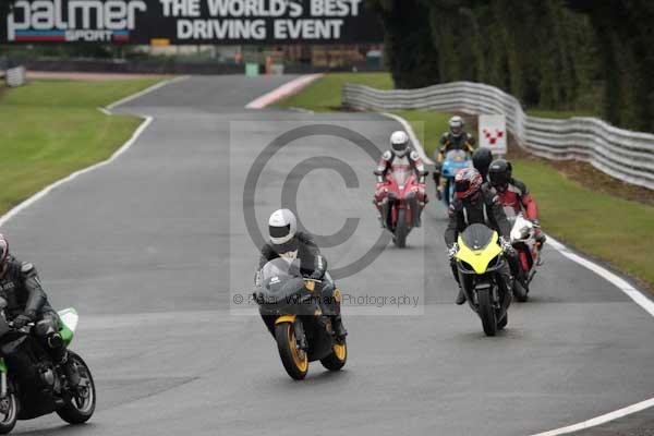 Motorcycle action photographs;event digital images;eventdigitalimages;no limits trackday;oulton park;oulton park circuit cheshire;oulton park photographs;peter wileman photography;trackday;trackday digital images;trackday photos