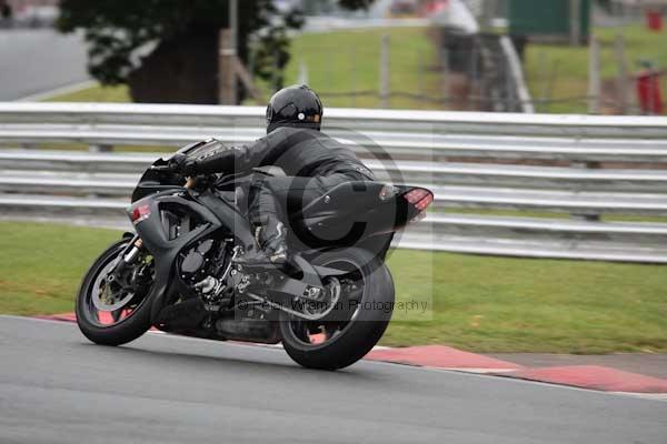 Motorcycle action photographs;event digital images;eventdigitalimages;no limits trackday;oulton park;oulton park circuit cheshire;oulton park photographs;peter wileman photography;trackday;trackday digital images;trackday photos