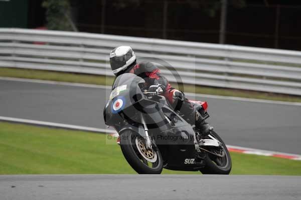 Motorcycle action photographs;event digital images;eventdigitalimages;no limits trackday;oulton park;oulton park circuit cheshire;oulton park photographs;peter wileman photography;trackday;trackday digital images;trackday photos