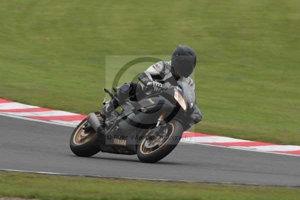 Motorcycle action photographs;event digital images;eventdigitalimages;no limits trackday;oulton park;oulton park circuit cheshire;oulton park photographs;peter wileman photography;trackday;trackday digital images;trackday photos