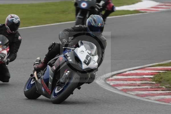 Motorcycle action photographs;event digital images;eventdigitalimages;no limits trackday;oulton park;oulton park circuit cheshire;oulton park photographs;peter wileman photography;trackday;trackday digital images;trackday photos