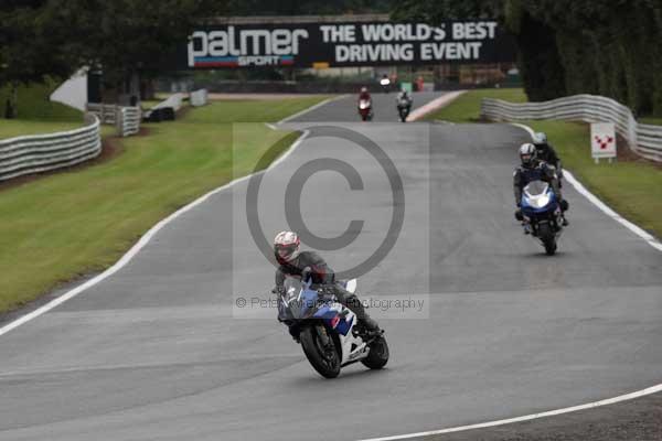 Motorcycle action photographs;event digital images;eventdigitalimages;no limits trackday;oulton park;oulton park circuit cheshire;oulton park photographs;peter wileman photography;trackday;trackday digital images;trackday photos