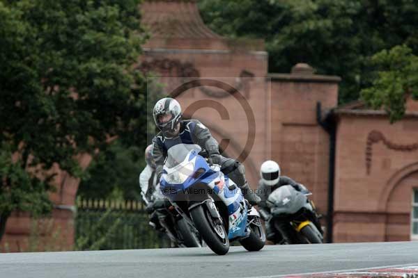 Motorcycle action photographs;event digital images;eventdigitalimages;no limits trackday;oulton park;oulton park circuit cheshire;oulton park photographs;peter wileman photography;trackday;trackday digital images;trackday photos