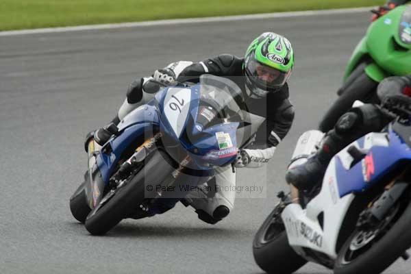 Motorcycle action photographs;event digital images;eventdigitalimages;no limits trackday;oulton park;oulton park circuit cheshire;oulton park photographs;peter wileman photography;trackday;trackday digital images;trackday photos