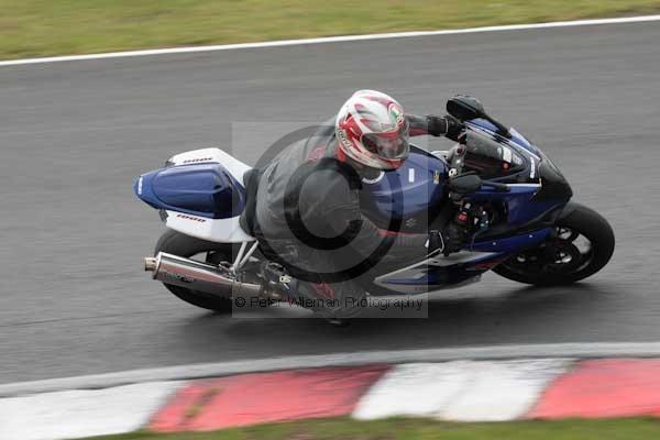 Motorcycle action photographs;event digital images;eventdigitalimages;no limits trackday;oulton park;oulton park circuit cheshire;oulton park photographs;peter wileman photography;trackday;trackday digital images;trackday photos