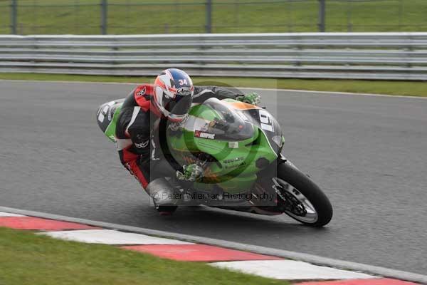 Motorcycle action photographs;event digital images;eventdigitalimages;no limits trackday;oulton park;oulton park circuit cheshire;oulton park photographs;peter wileman photography;trackday;trackday digital images;trackday photos