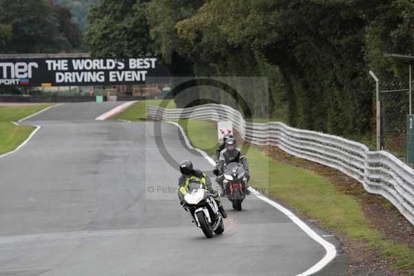 Motorcycle action photographs;event digital images;eventdigitalimages;no limits trackday;oulton park;oulton park circuit cheshire;oulton park photographs;peter wileman photography;trackday;trackday digital images;trackday photos