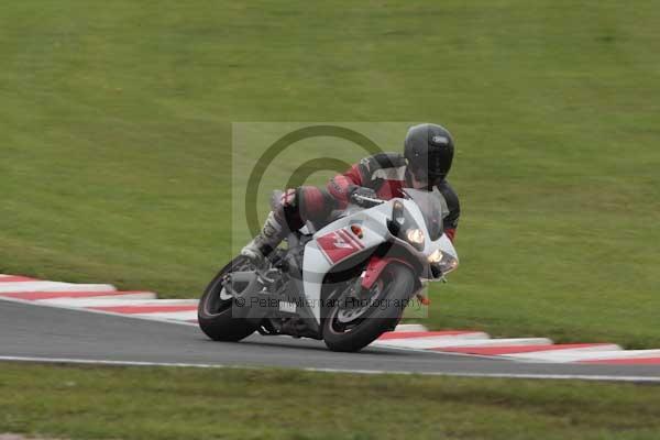 Motorcycle action photographs;event digital images;eventdigitalimages;no limits trackday;oulton park;oulton park circuit cheshire;oulton park photographs;peter wileman photography;trackday;trackday digital images;trackday photos