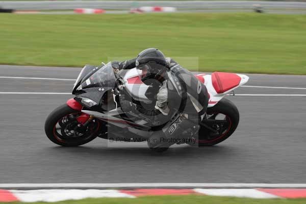 Motorcycle action photographs;event digital images;eventdigitalimages;no limits trackday;oulton park;oulton park circuit cheshire;oulton park photographs;peter wileman photography;trackday;trackday digital images;trackday photos