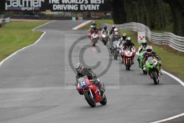 Motorcycle action photographs;event digital images;eventdigitalimages;no limits trackday;oulton park;oulton park circuit cheshire;oulton park photographs;peter wileman photography;trackday;trackday digital images;trackday photos