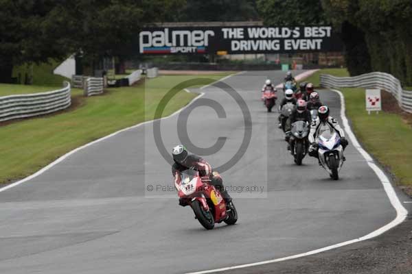 Motorcycle action photographs;event digital images;eventdigitalimages;no limits trackday;oulton park;oulton park circuit cheshire;oulton park photographs;peter wileman photography;trackday;trackday digital images;trackday photos