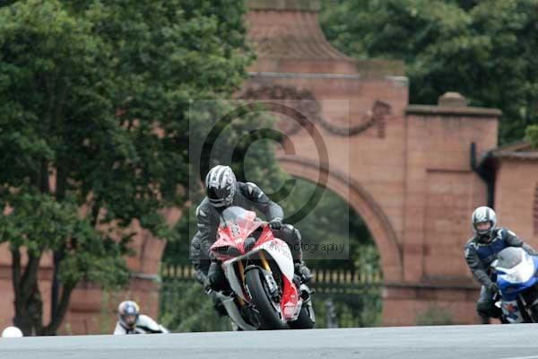 Motorcycle action photographs;event digital images;eventdigitalimages;no limits trackday;oulton park;oulton park circuit cheshire;oulton park photographs;peter wileman photography;trackday;trackday digital images;trackday photos