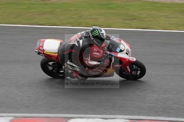 Motorcycle action photographs;event digital images;eventdigitalimages;no limits trackday;oulton park;oulton park circuit cheshire;oulton park photographs;peter wileman photography;trackday;trackday digital images;trackday photos