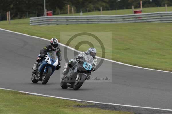 Motorcycle action photographs;event digital images;eventdigitalimages;no limits trackday;oulton park;oulton park circuit cheshire;oulton park photographs;peter wileman photography;trackday;trackday digital images;trackday photos