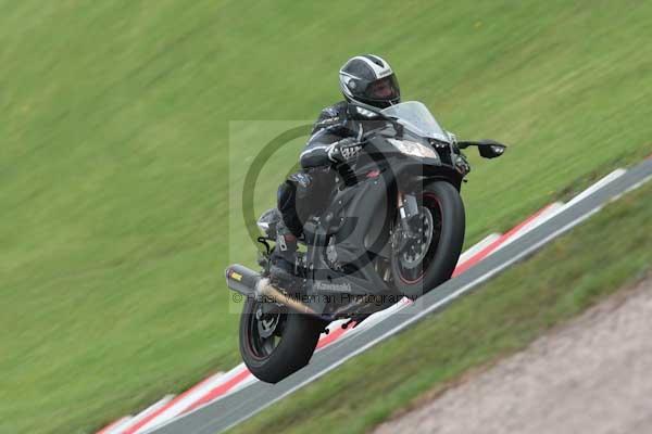 Motorcycle action photographs;event digital images;eventdigitalimages;no limits trackday;oulton park;oulton park circuit cheshire;oulton park photographs;peter wileman photography;trackday;trackday digital images;trackday photos