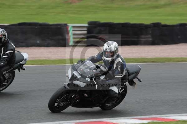 Motorcycle action photographs;event digital images;eventdigitalimages;no limits trackday;oulton park;oulton park circuit cheshire;oulton park photographs;peter wileman photography;trackday;trackday digital images;trackday photos