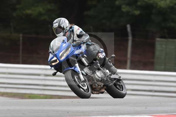 Motorcycle action photographs;event digital images;eventdigitalimages;no limits trackday;oulton park;oulton park circuit cheshire;oulton park photographs;peter wileman photography;trackday;trackday digital images;trackday photos