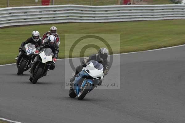 Motorcycle action photographs;event digital images;eventdigitalimages;no limits trackday;oulton park;oulton park circuit cheshire;oulton park photographs;peter wileman photography;trackday;trackday digital images;trackday photos