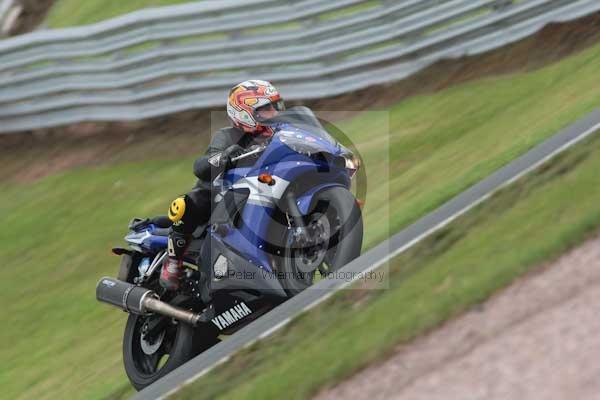 Motorcycle action photographs;event digital images;eventdigitalimages;no limits trackday;oulton park;oulton park circuit cheshire;oulton park photographs;peter wileman photography;trackday;trackday digital images;trackday photos