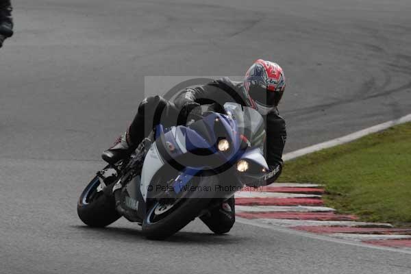 Motorcycle action photographs;event digital images;eventdigitalimages;no limits trackday;oulton park;oulton park circuit cheshire;oulton park photographs;peter wileman photography;trackday;trackday digital images;trackday photos