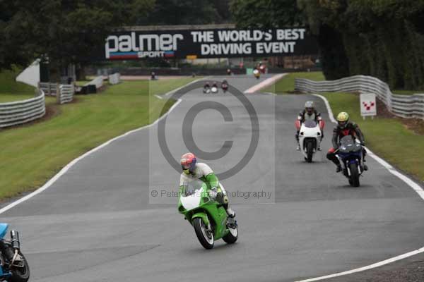 Motorcycle action photographs;event digital images;eventdigitalimages;no limits trackday;oulton park;oulton park circuit cheshire;oulton park photographs;peter wileman photography;trackday;trackday digital images;trackday photos