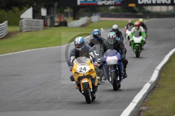 Motorcycle action photographs;event digital images;eventdigitalimages;no limits trackday;oulton park;oulton park circuit cheshire;oulton park photographs;peter wileman photography;trackday;trackday digital images;trackday photos