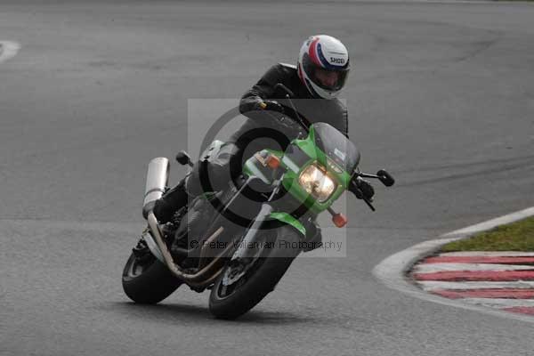 Motorcycle action photographs;event digital images;eventdigitalimages;no limits trackday;oulton park;oulton park circuit cheshire;oulton park photographs;peter wileman photography;trackday;trackday digital images;trackday photos