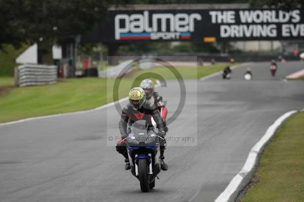 Motorcycle action photographs;event digital images;eventdigitalimages;no limits trackday;oulton park;oulton park circuit cheshire;oulton park photographs;peter wileman photography;trackday;trackday digital images;trackday photos